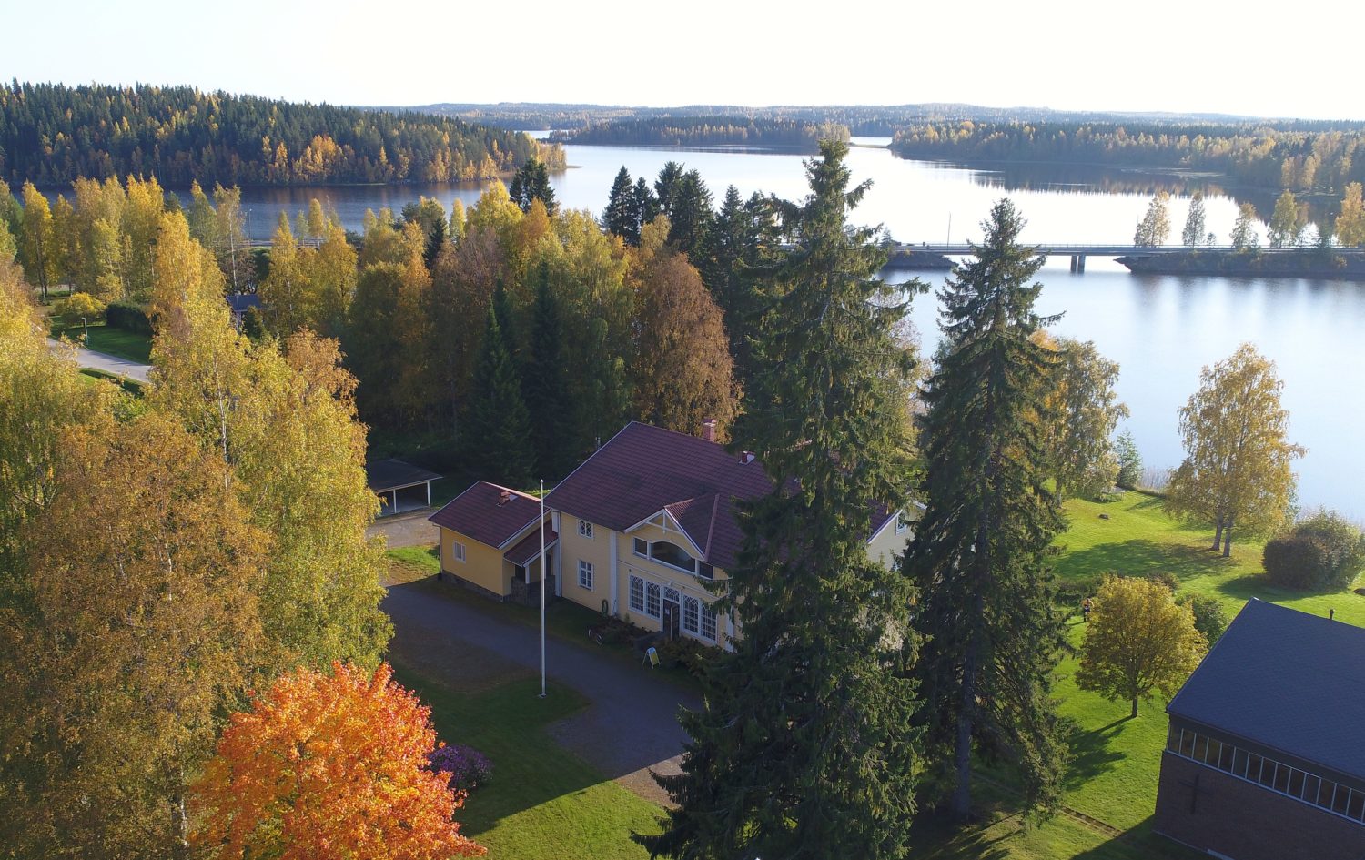 Hotelli Vanha Pappila Hetki sijaitsee Ähtärissä tunnin päässä Jyväskylästä ja Seinäjoelta